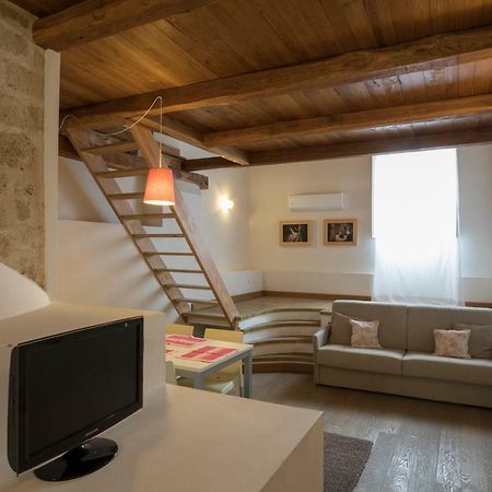 Maiorca 24 Apartments Alghero Ngoại thất bức ảnh