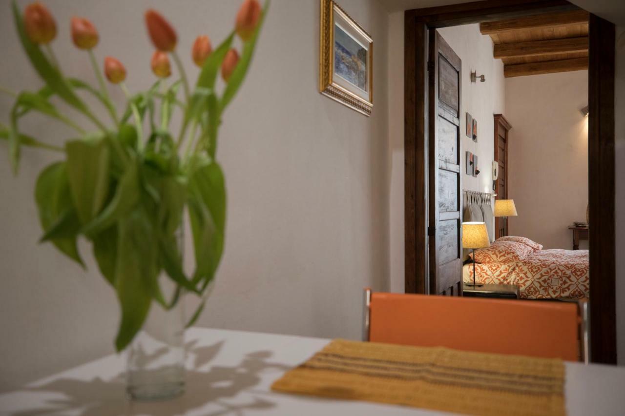 Maiorca 24 Apartments Alghero Ngoại thất bức ảnh