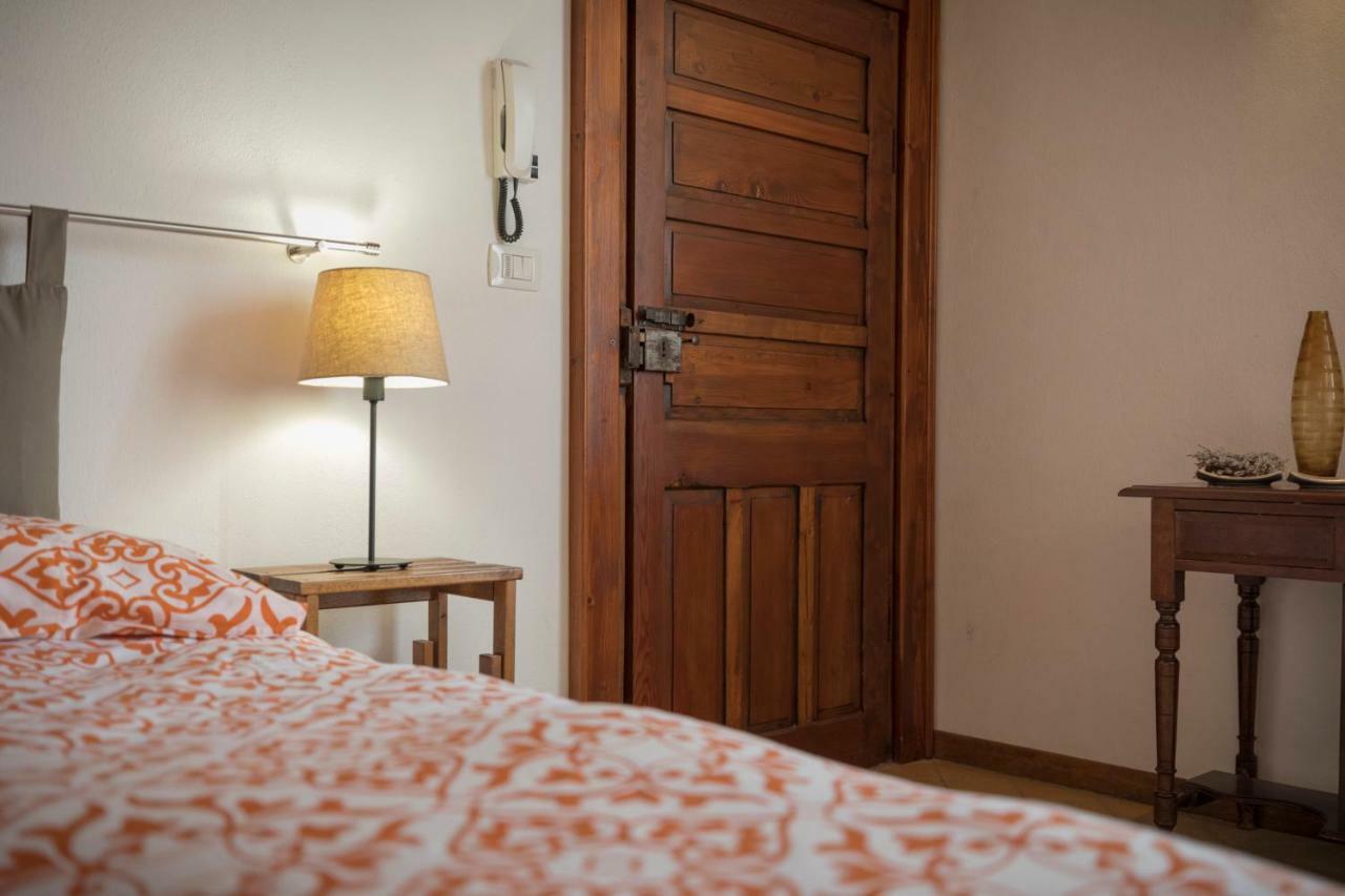 Maiorca 24 Apartments Alghero Ngoại thất bức ảnh