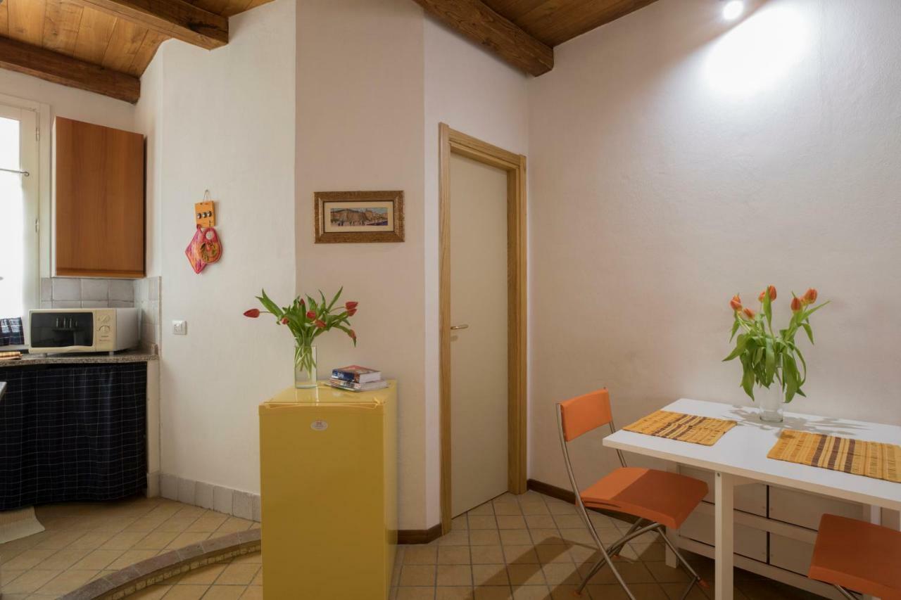 Maiorca 24 Apartments Alghero Ngoại thất bức ảnh